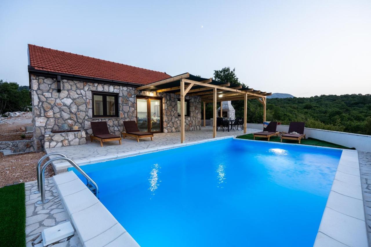 Villa Ivanka ネウム エクステリア 写真